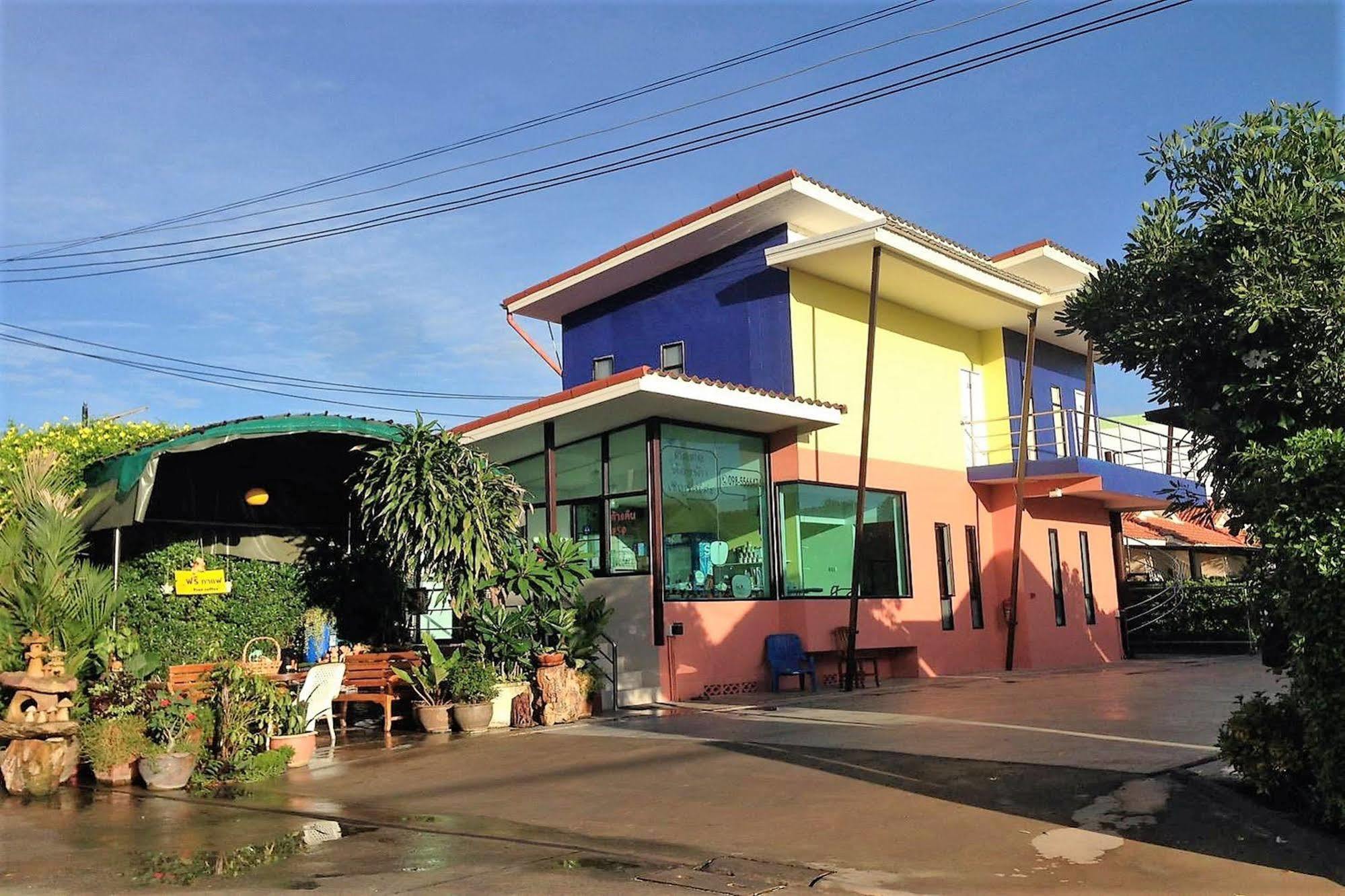 Paplern Resort Phitsanulok Exterior foto